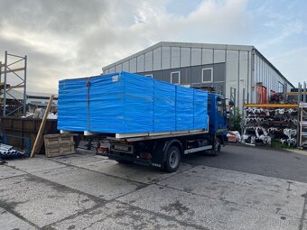 Iveco 75E13 kontejner a JCB 8015 ja - 7