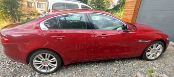 Jaguar XE 2.0D Performance - 7