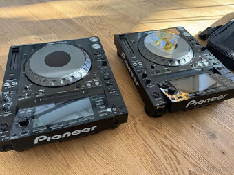 Sada 2 ks Pioneer CDJ 2000 Nexus, dobrý stav včetně pouzdra - 7