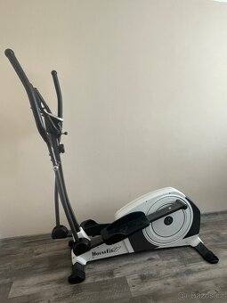 Eliptický trenažér HOUSEFIT - 7