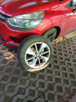 Prodám Renault Clio rv. 2018 - 7