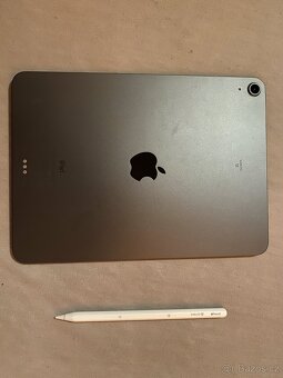 iPad Air 4 (2020) 64GB + Apple Pencil 2 + Logitech Combo - 7