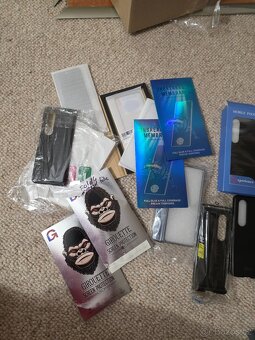 Prodám Samsung galaxy fold 4 - 7