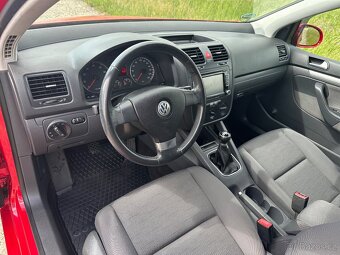 Volkswagen Golf V 1,4i 55KW PARKOVACÍ SENZORY - 7