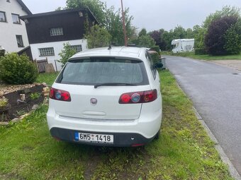Fiat croma 1.9 JTD - 7