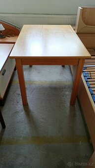 Jídelní set stůl a 4 židle - 7