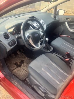 Ford Fiesta 1.25 60kW vzhled ST - 7