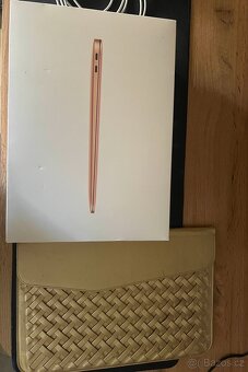 MacBook Air (Retina, 13palcový, 2020) - 7