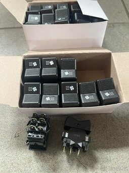 Spínače panelovy, zamek zapalovani na traktor Belarus - 7