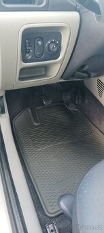 Renault Thalia 1.4 16V - 7