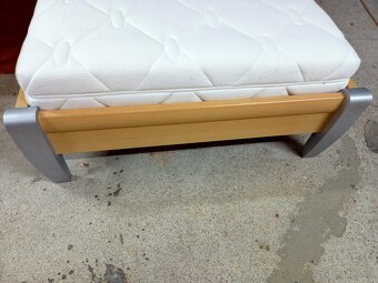 Prodám hezkou moderní postel 100 x 200 cm - 7