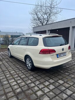 Volkswagen Passat B7 - 7