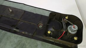 Honda CRX 2g - střed světlo - 7