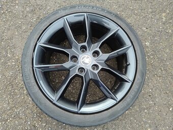 Letní sada org. Škoda GEMINI 18" - 5x112 - 225/40/18 - 7