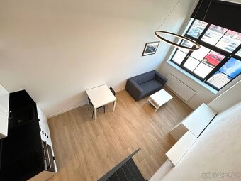 byt (loft) 1+kk, 30m2 v ul. Poděbradská, Praha 9 - Vysočany - 7