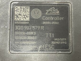 ABS 3Q0907379R Agregát 3Q0614517R VW Passat B8 R-Line 2016 - 7
