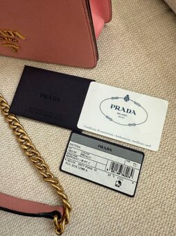 Prada v růžové barvě. - 7