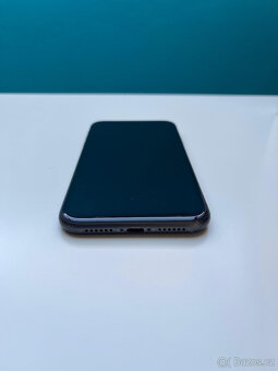 Smartphone Apple iPhone 11 4 GB / 128 GB - 7
