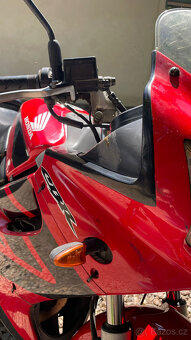 CBR 125R 2004 - 7