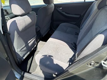 Toyota Corolla 1,4 VVT-i benzin 71kW r.v.2004 - 7