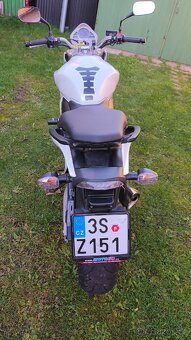 Honda CB600F Hornet - 7