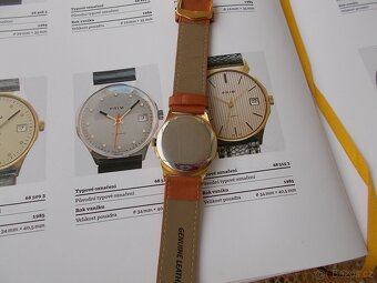 oblibene zlacene hodinky prim 17 jewels pyžamo rok 1985 - 7