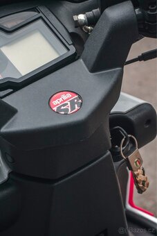 APRILIA SR 50 MAX BIAGGI REPLIKA - 7