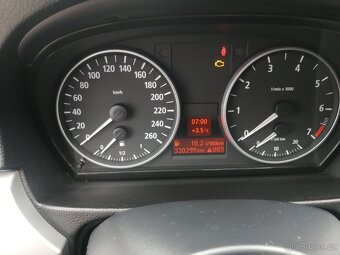 BMW E 91, 318i - 7