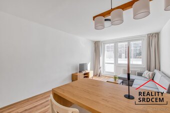 Pronájem moderního bytu 1+kk s lodžií, 27 m2, ul. Výškovická - 7