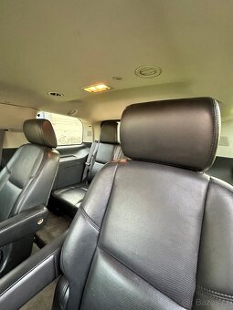 Cadillac Escalade - 7