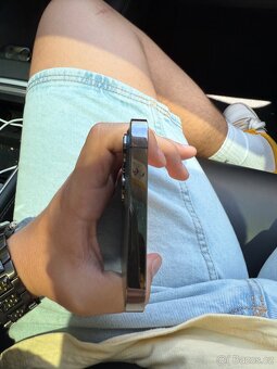 Prodám iPhone 12 Pro Max 512 GB – graphite, nová baterie - 7