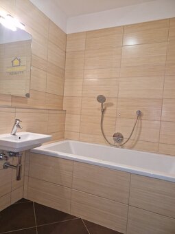Prodej bytové jednotky 3+kk, 69m2, 2x lodžie - 7