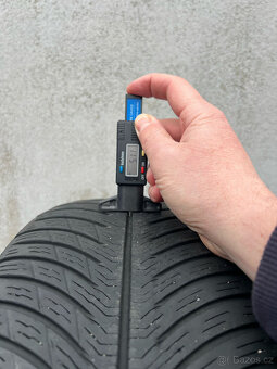 235/60R18 107H sada zimní pneu MICHELIN ALPIN 5 - 7