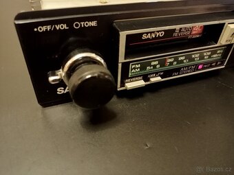 Autorádio Sanyo FT222 retro - 7