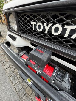 Toyota Land Cruiser LJ70 - 7