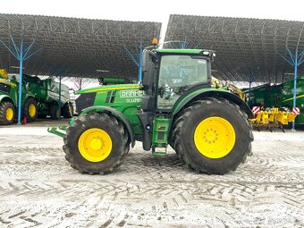 traktor John Deere 6250R - 7