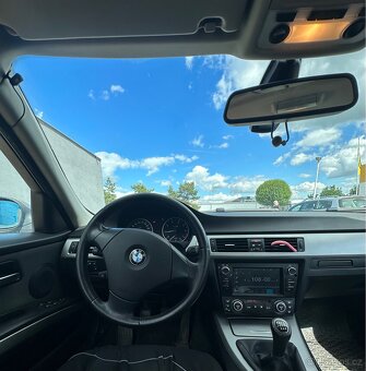 Prodam bmw 318i e90 95kw rv. 2007 - 7