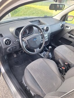 FORD FUSION 1,6i + NOVÁ STK - 7