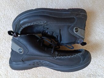 Pánské kožené kotníkové Crocs vel. 8 - 7