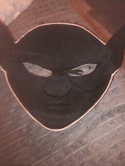 Prodám krampus čert komplet +masky - 7