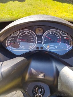 Honda Silver Wing 600 - 7