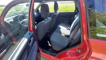 Mitsubishi Space Star 1,6 - 7