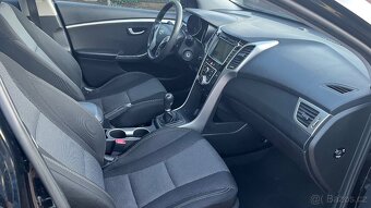 HYUNDAI i30 1.4i RV. 2014,SERVISNÍ KNIHA. - 7
