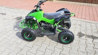 Dětská dvoutaktní čtyřkolka MiniGade 49ccm E-s - 7