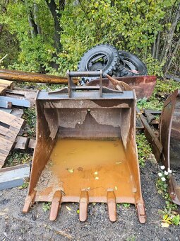 Pásový bagr Volvo EC160e - 7