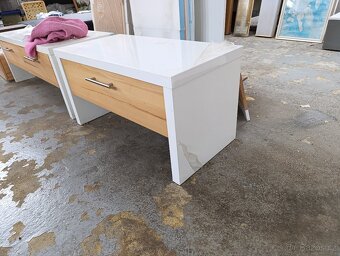 Nová lavice, botník. - 7