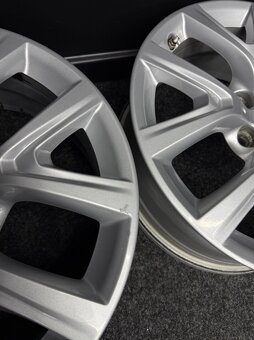 Alu BMW 5x112 17” style 574 - 7