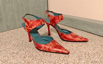 Svatební šaty červené - 7