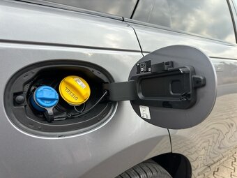 Land Rover Range Rover Velar, r.v. 2021, D200, ČR - 7