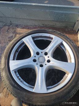 Prodám ALU kola 5x127 et35 včetně pneu 275/40 R20 - 7
